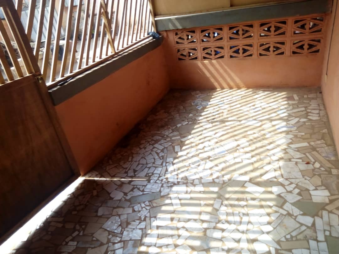 N° 4410 :
                            Villa à louer , Agoe assiyeye, Lome, Togo : 150 000 XOF/mois