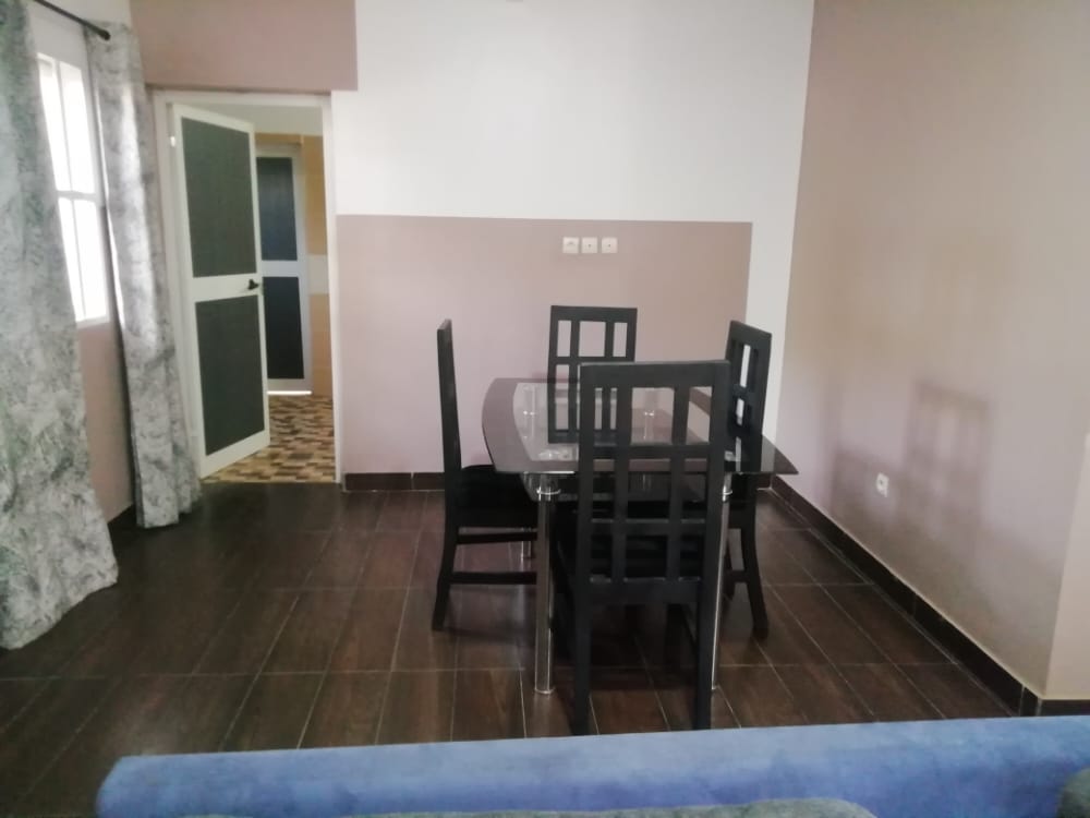 N° 5229 :
                            Appartement meublé à louer , Adidoadin , Lome, Togo : 250 000 XOF/mois