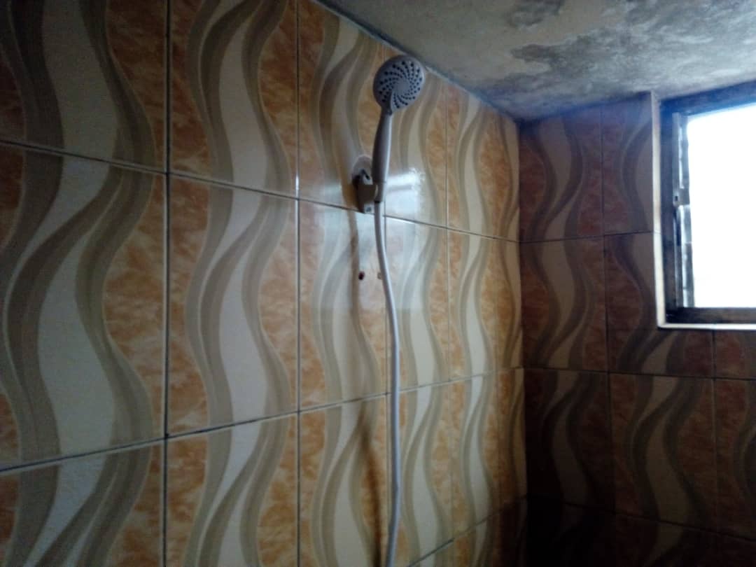 N° 4331 :
                            Appartement à louer , Agoe, Lome, Togo : 45 000 XOF/mois