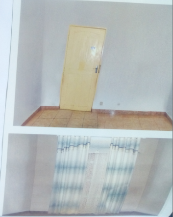 N° 4704 :
                            Immeuble commercial à louer , Agbalepedogan , Lome, Togo : 1 500  000 XOF/mois