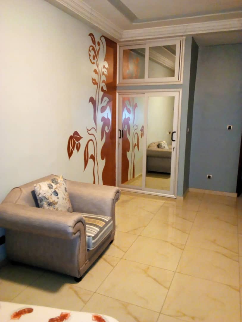 N° 4556 :
                            Appartement meublé à louer , Adidogome, Lome, Togo : 600 000 XOF/mois