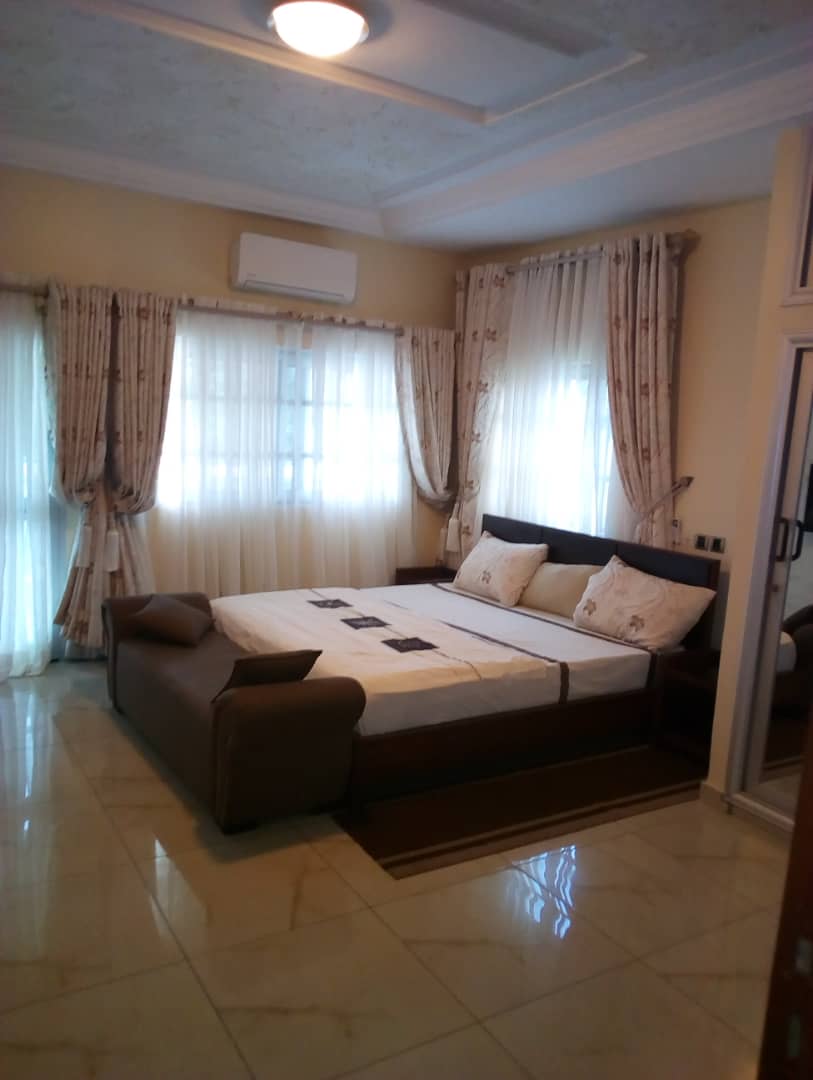 N° 4556 :
                            Appartement meublé à louer , Adidogome, Lome, Togo : 600 000 XOF/mois
