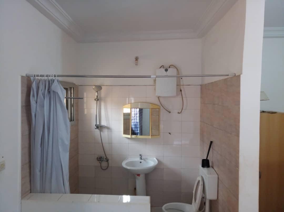 N° 4387 :
                            Appartement meublé à louer , Tokoin, Lome, Togo : 450 000 XOF/mois