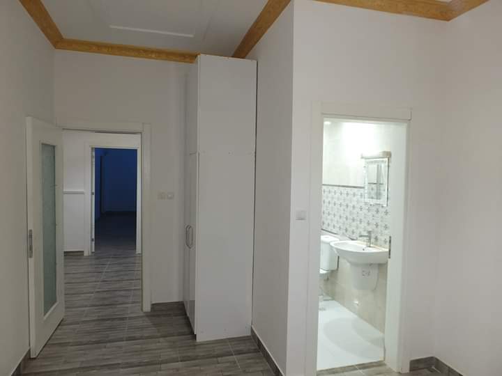 N° 4488 :
                            Villa à vendre , Agoe, Lome, Togo : 120 000  000 XOF/vie