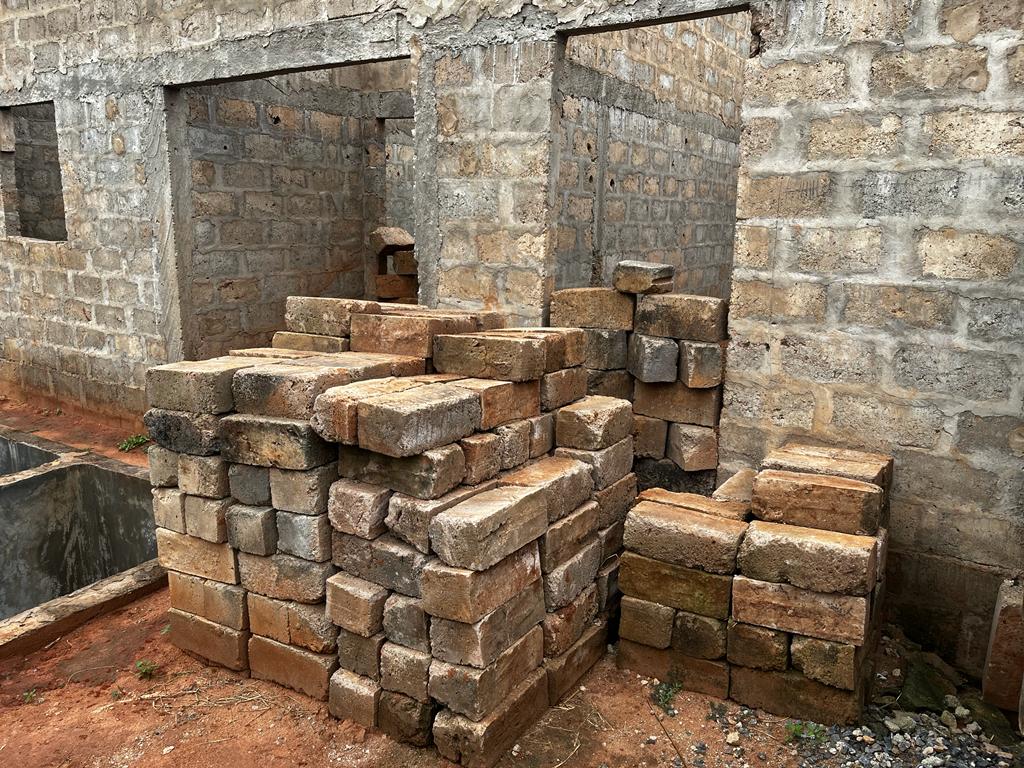 N° 5260 :
                            Terrain à vendre , Lankouvi, Lome, Togo : 11 500  000 XOF/vie