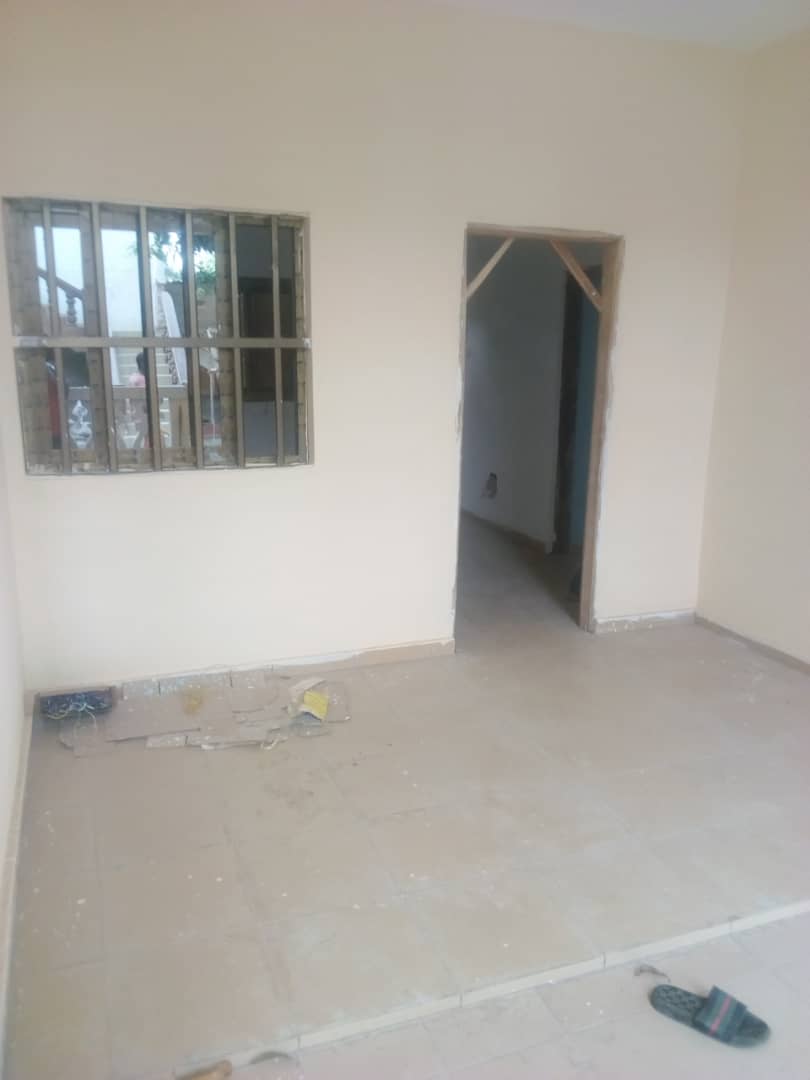 N° 4527 :
                            Chambre salon à louer , Djifa kpota, Lome, Togo : 47 000 XOF/mois