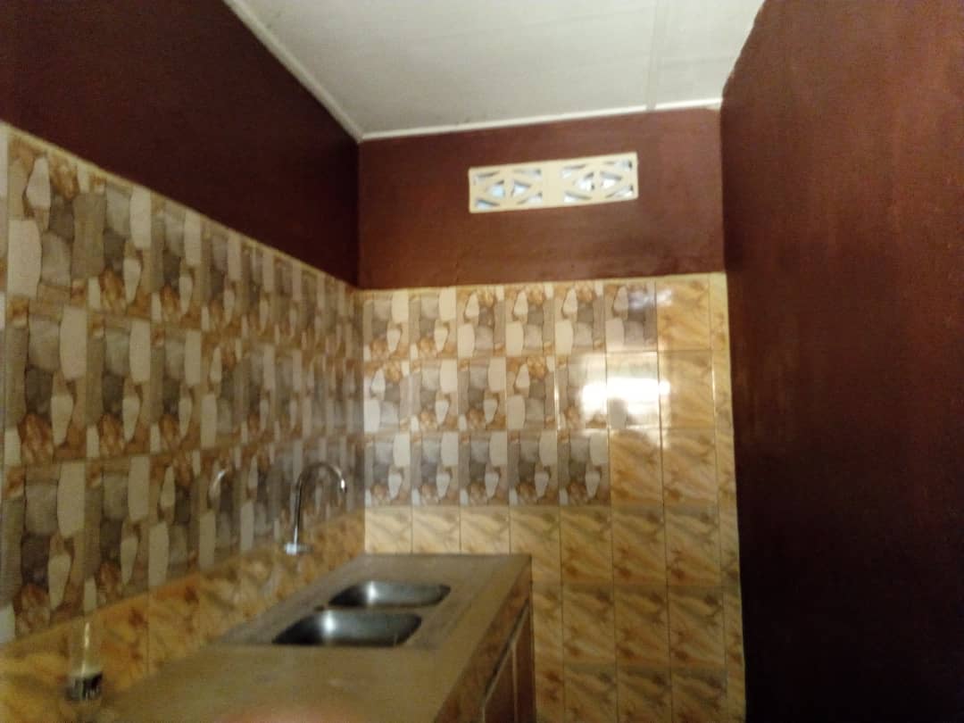 N° 4312 :
                            Appartement à louer , Agoe, Lome, Togo : 50 000 XOF/mois