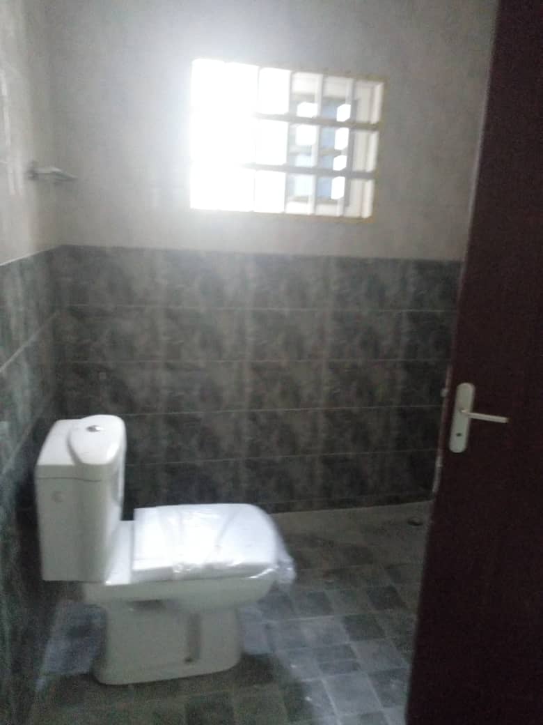 N° 4544 :
                            Villa à louer , Avenou, Lome, Togo : 270 000 XOF/mois