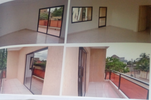 N° 4704 :
                            Immeuble commercial à louer , Agbalepedogan , Lome, Togo : 1 500  000 XOF/mois