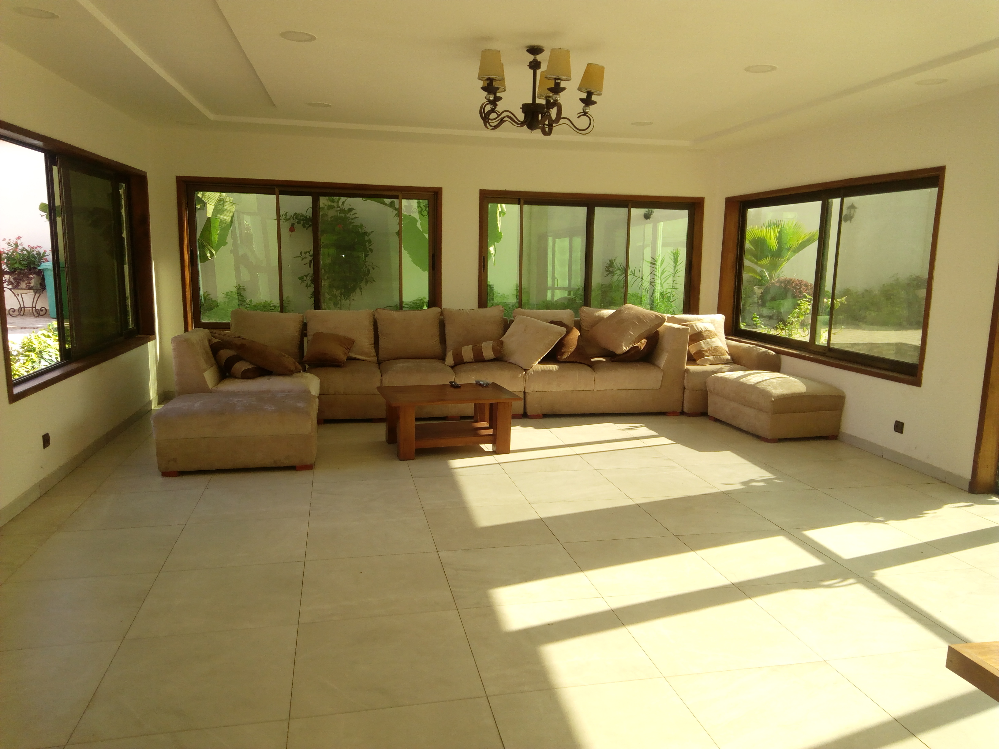 N° 5310 :
                            Villa meublée à louer , Akodessewa, Lome, Togo : 1 800  000 XOF/mois