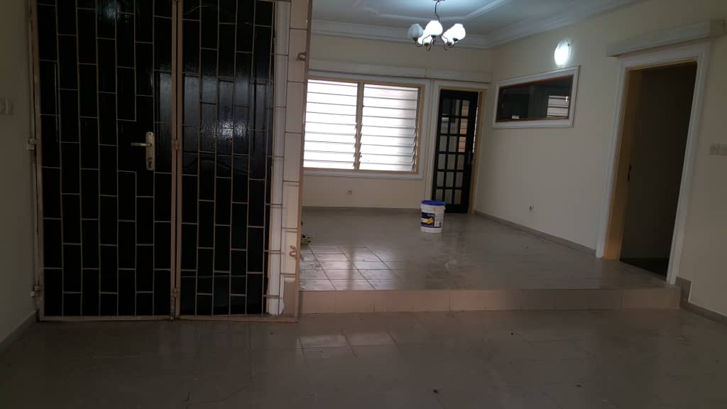 N° 4307 :
                            Villa à louer , Adidogome, Lome, Togo : 160 000 XOF/mois