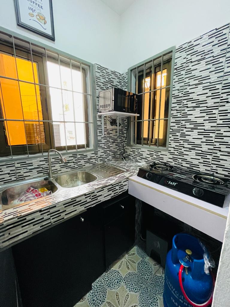 N° 5216 :
                            Chambre salon à louer , Cito aeroport, Lome, Togo : 300 000 XOF/mois