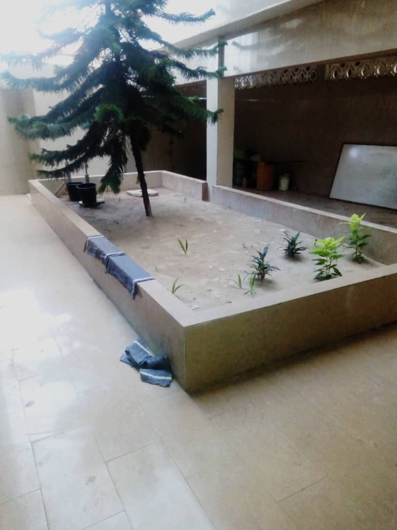 N° 4375 :
                            Villa à louer , Adewi, Lome, Togo : 1 000  000 XOF/mois