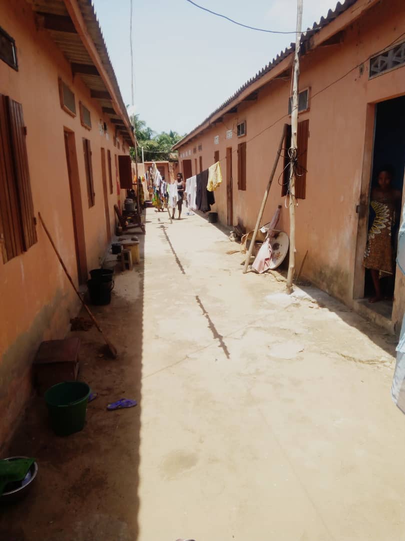 N° 4553 :
                            Maison à vendre , Agbata, Lome, Togo : 23 000  000 XOF/vie