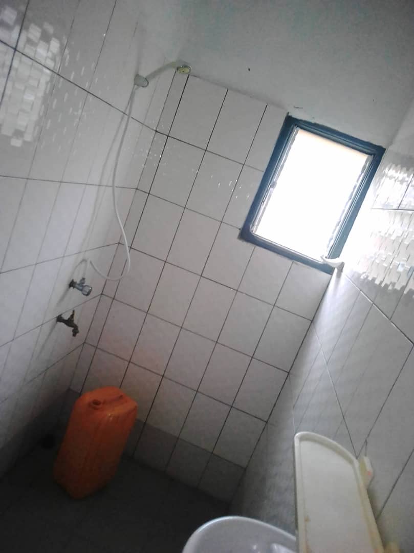N° 4300 :
                            Villa à louer , Lankouvi, Lome, Togo : 50 000 XOF/mois