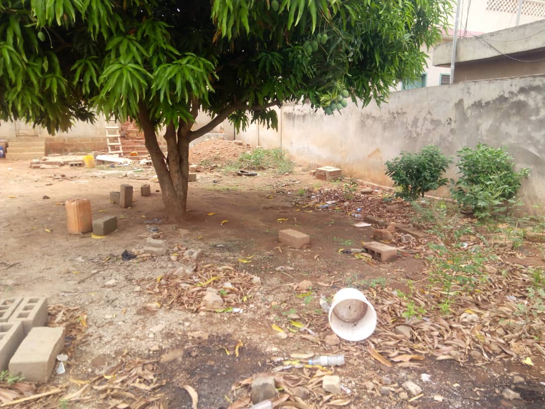 N° 4468 :
                            Terrain à vendre , Kegue, Lome, Togo : 30 000  000 XOF/vie