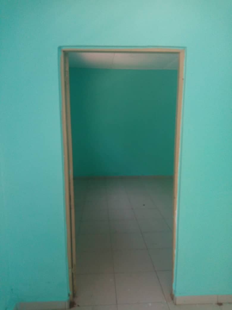 N° 4479 :
                            Chambre salon à louer , Wonyome, Lome, Togo : 25 000 XOF/mois