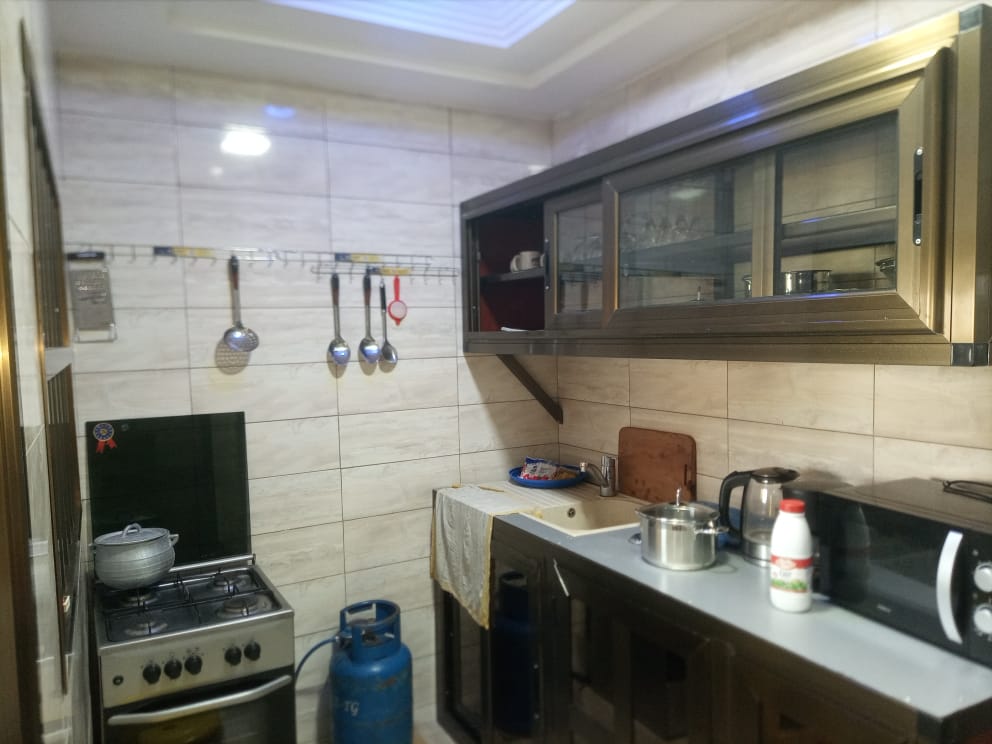 N° 5234 :
                            Appartement meublé à louer , Agbalepedo , Lome, Togo : 300 000 XOF/mois