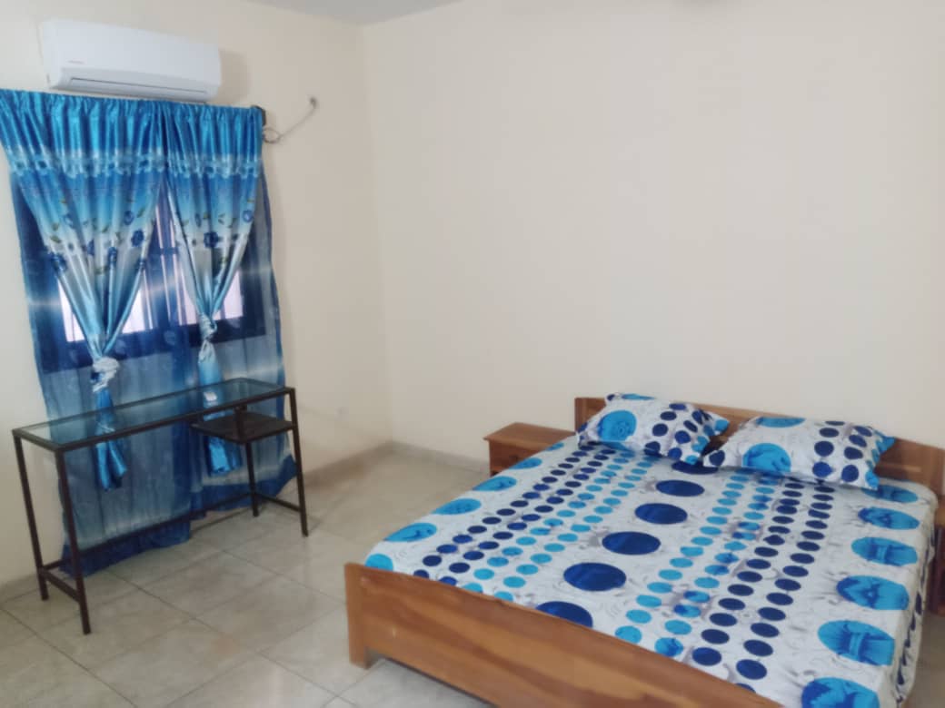 N° 5236 :
                            Appartement meublé à louer , Kodjoviakope, Lome, Togo : 600 000 XOF/mois