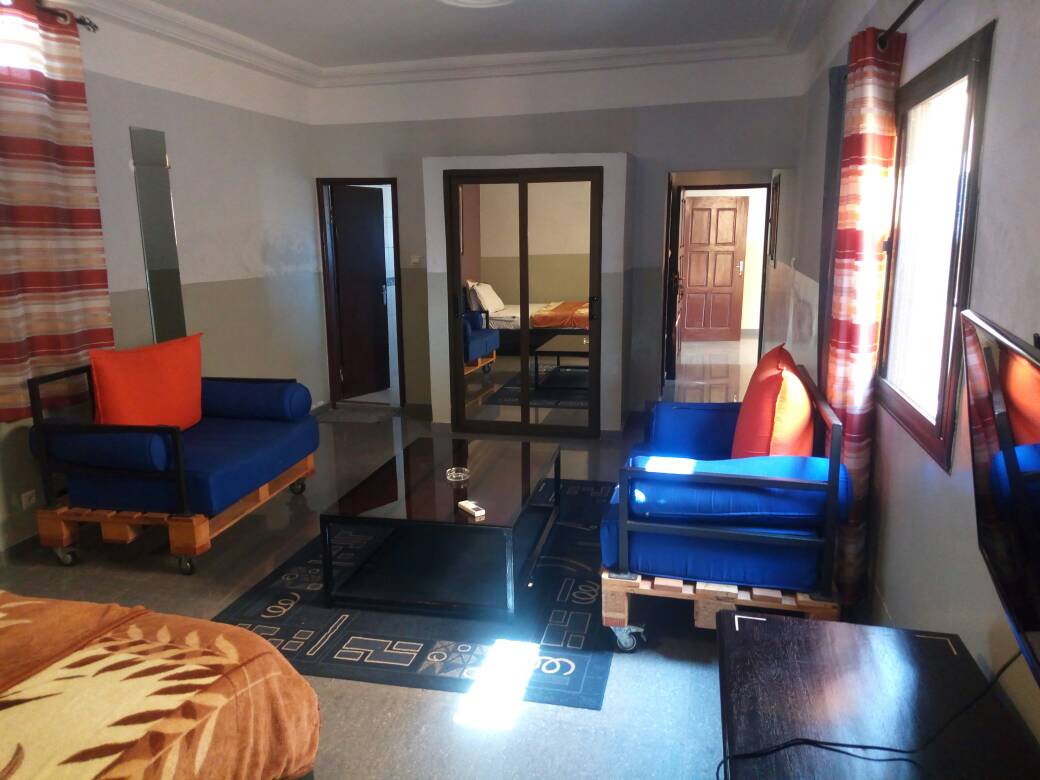 N° 4349 :
                            Studio meublé à louer ,  be-gbenyedji , Lome, Togo : 220 000 XOF/mois