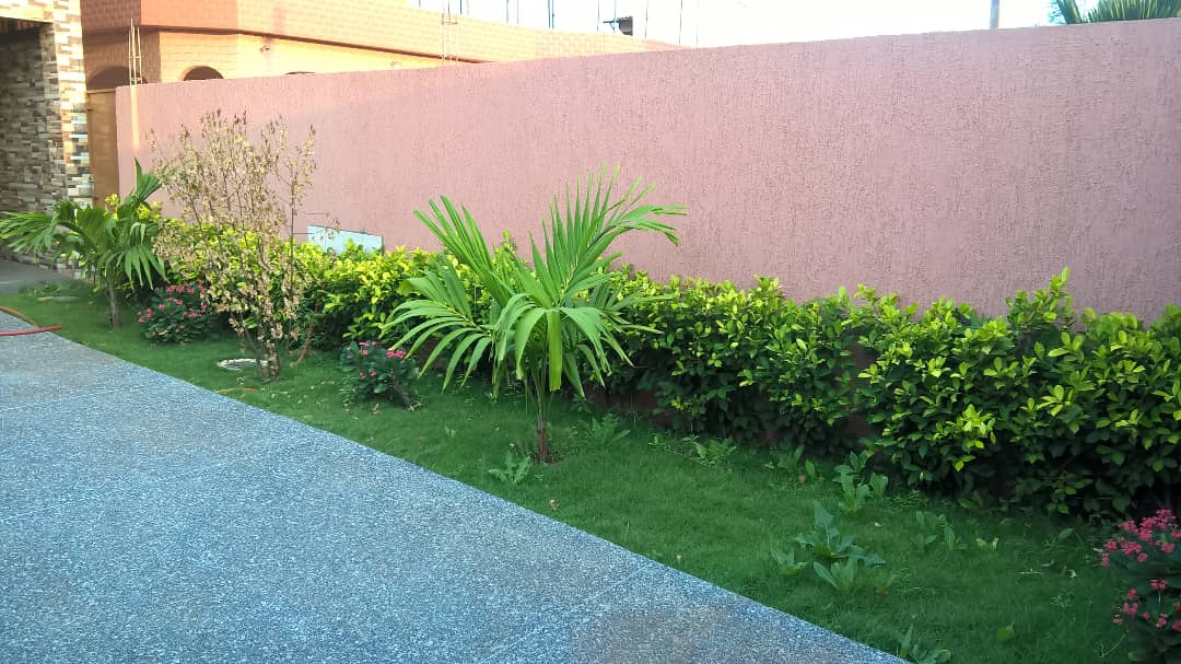 N° 4464 :
                            Villa à louer , Attiegou, Lome, Togo : 300 000 XOF/mois
