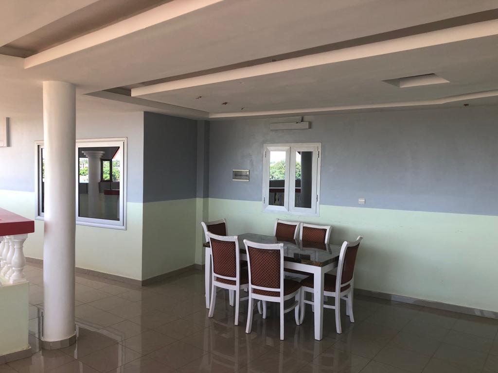 N° 4390 :
                            Appartement meublé à louer , Adidogome, Lome, Togo : 200 000 XOF/mois