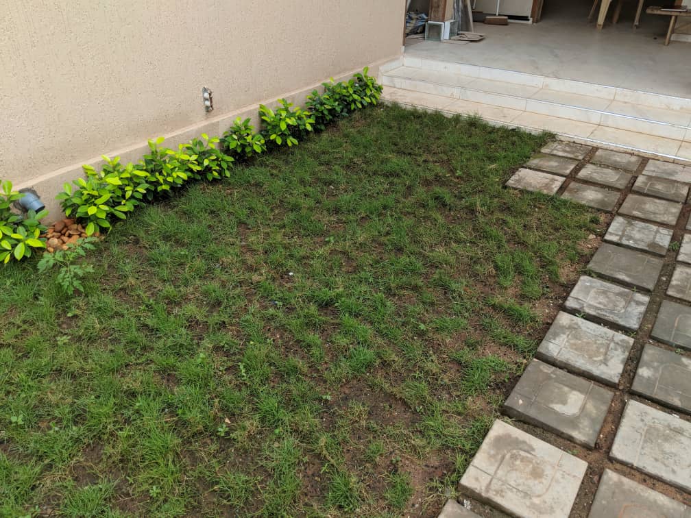 N° 4288 :
                            Villa à louer , Adidogome, Lome, Togo : 500 000 XOF/mois