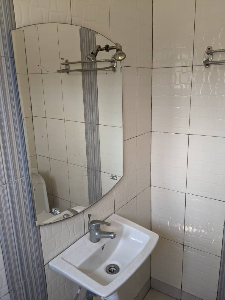 N° 5441 :
                            Villa à louer , 3k, Lome, Togo : 350 000 XOF/mois