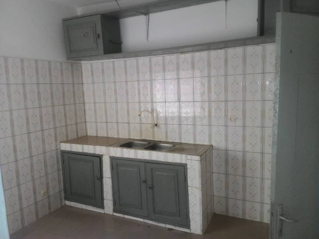 N° 4566 :
                            Appartement à louer , Assigome, Lome, Togo : 80 000 XOF/mois