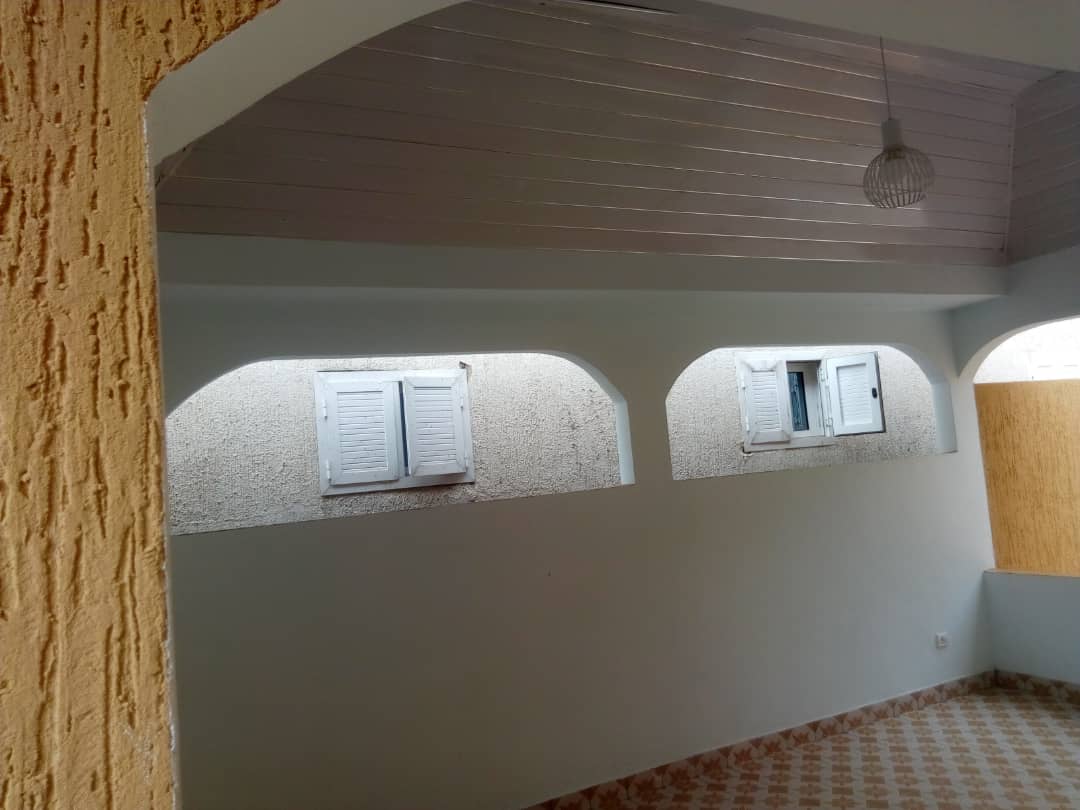 N° 4360 :
                            Villa à louer , Adjinomoto, Lome, Togo : 600 000 XOF/mois