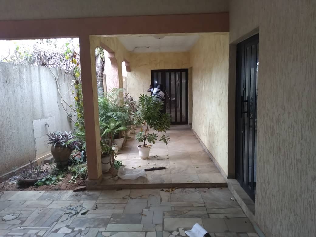 N° 4778 :
                            Villa à louer , Adidogome , Lome, Togo : 100 000 XOF/mois