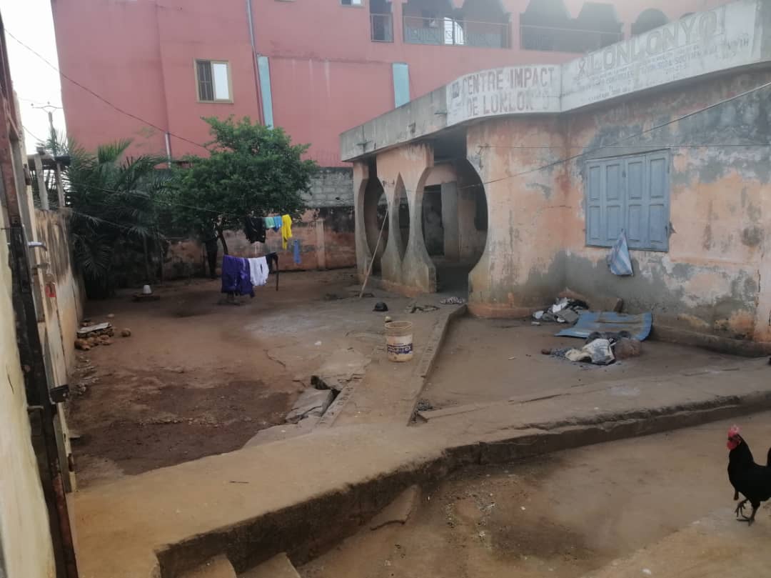 N° 5438 :
                            Terrain à vendre , Kegue, Lome, Togo : 55 000  000 XOF/vie