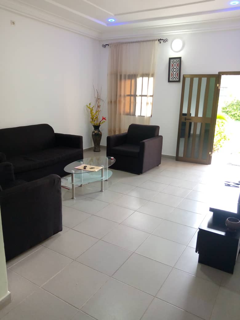 N° 5214 :
                            Appartement meublé à louer , Hedzranawoe, Lome, Togo : 350 000 XOF/mois