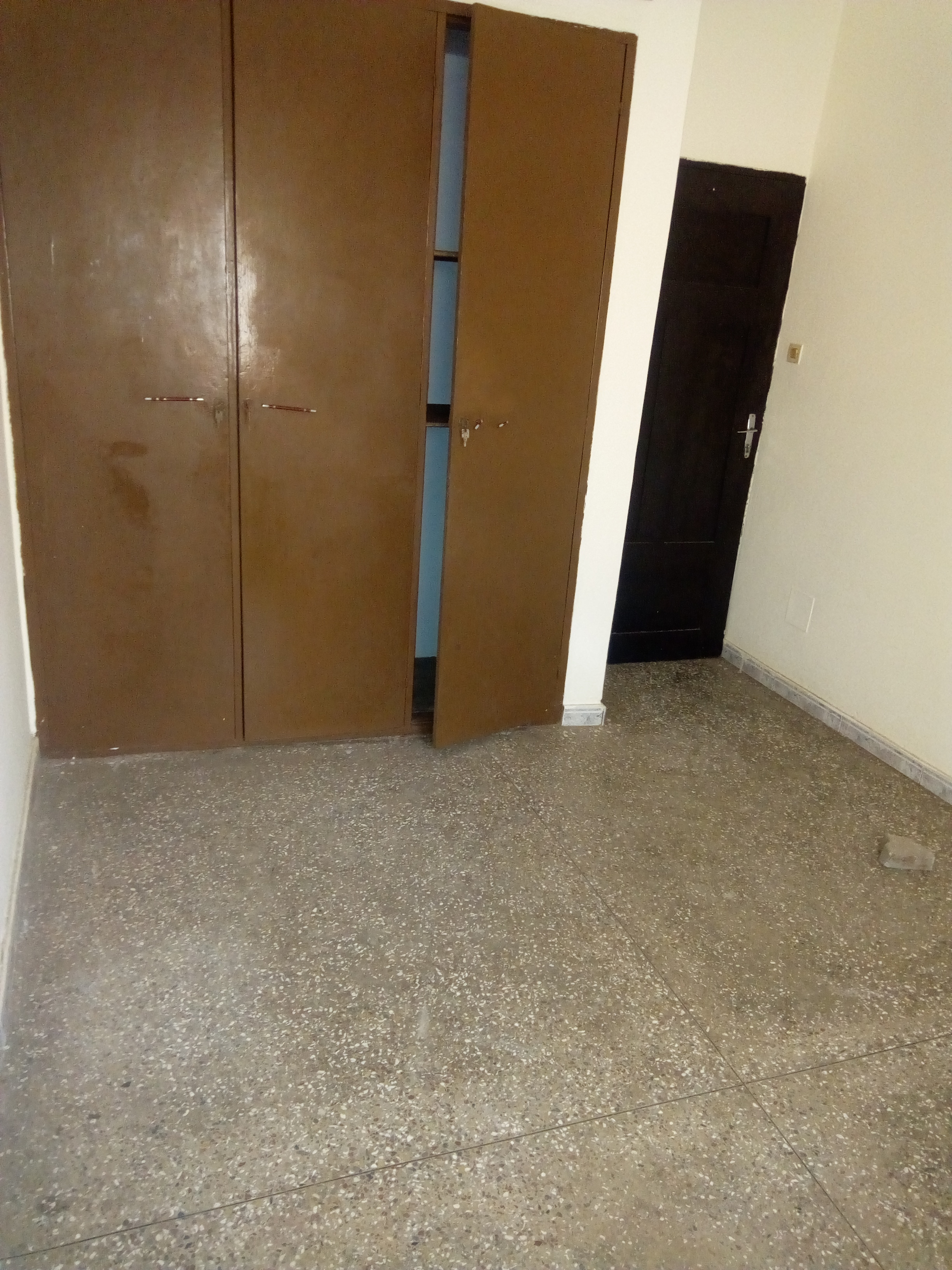 N° 4318 :
                            Appartement à louer , Djidjole, Lome, Togo : 65 000 XOF/mois