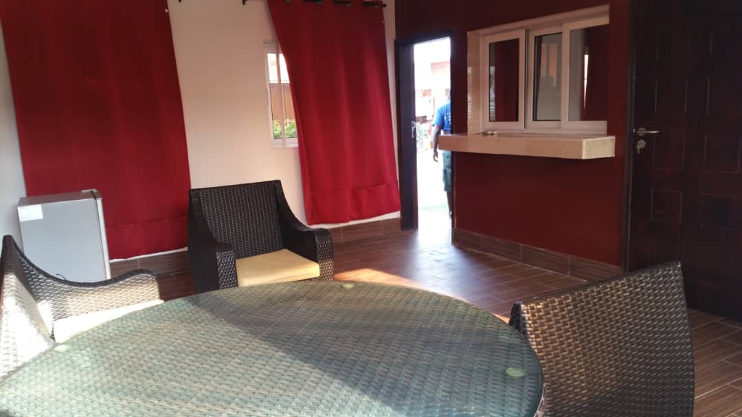 N° 4448 :
                            Appartement meublé à louer , Habitat, Aneho, Togo : 250 000 XOF/mois