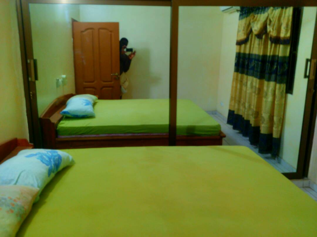 N° 4351 :
                            Appartement meublé à louer , Avepozo , Lome, Togo : 300 000 XOF/mois