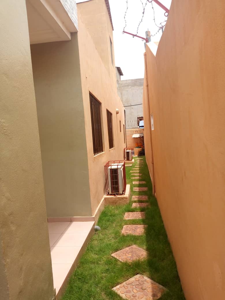 Villa meublée à louer , Lome, kegue