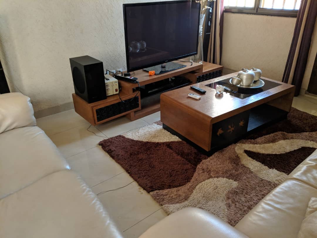 N° 4576 :
                            Appartement meublé à louer , Agbalepedo, Lome, Togo : 250 000 XOF/mois