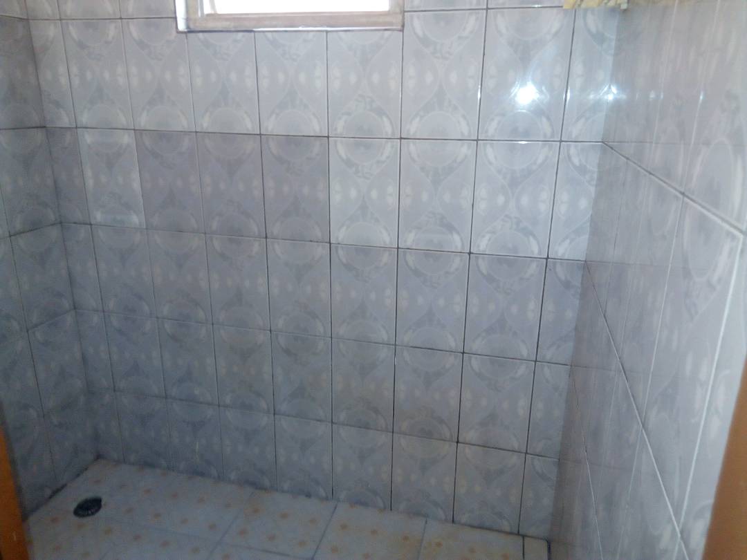 N° 4290 :
                            Villa à louer , Kodjoviakope, Lome, Togo : 200 000 XOF/mois