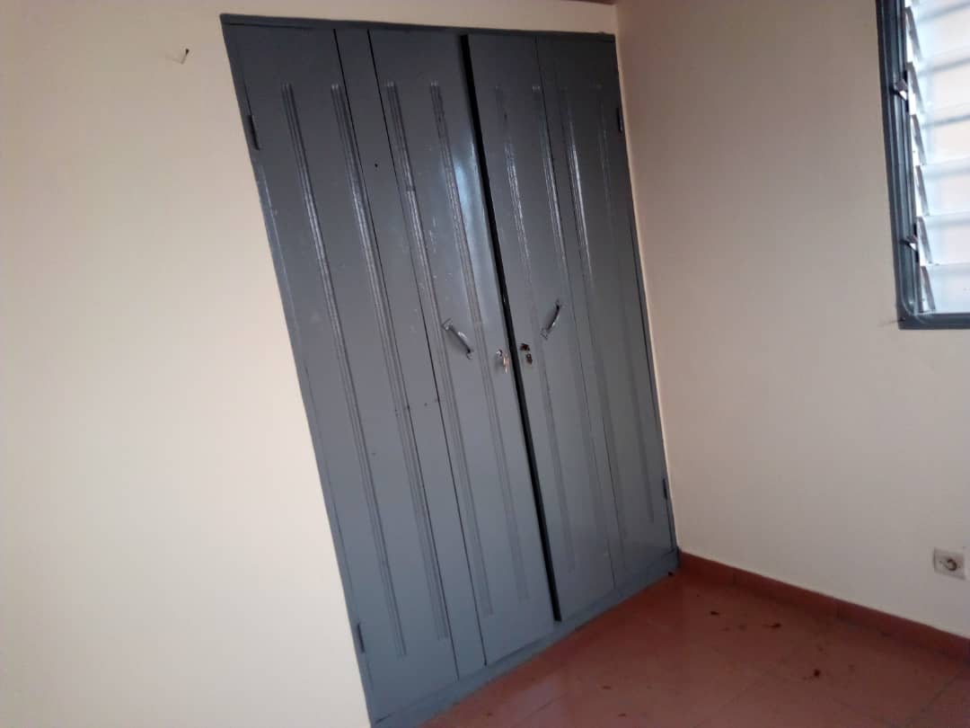N° 4356 :
                            Villa à louer , Avedji, Lome, Togo : 70 000 XOF/mois