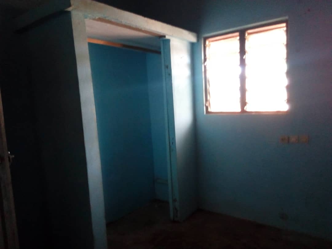 N° 4568 :
                            Chambre salon à louer , Agoe, Lome, Togo : 23 000 XOF/mois