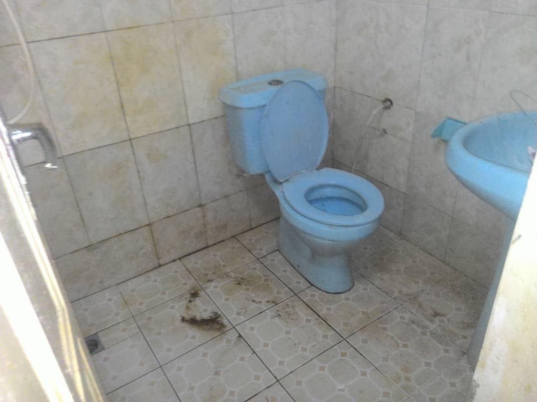 N° 4304 :
                            Villa à louer , Agoe, Lome, Togo : 80 000 XOF/mois