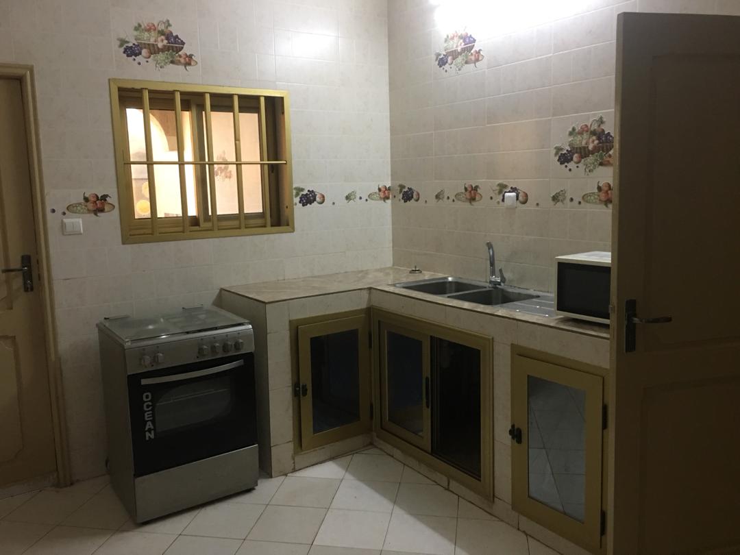 N° 4374 :
                            Villa meublée à louer ,  avepozo , Lome, Togo : 500 000 XOF/mois