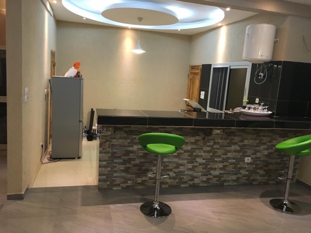 N° 4481 :
                            Villa meublée à louer , Agoe, Lome, Togo : 800 000 XOF/mois