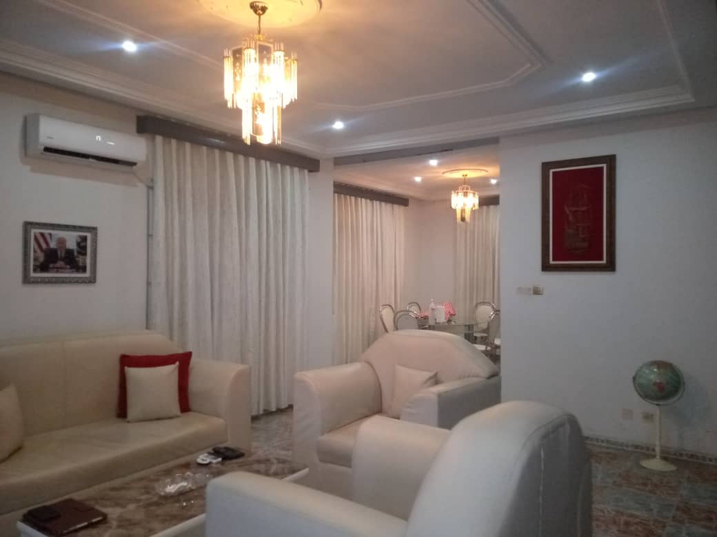 N° 5221 :
                            Villa meublée à louer , Hedzanawoe - novissi, Lome, Togo : 500 000 XOF/mois