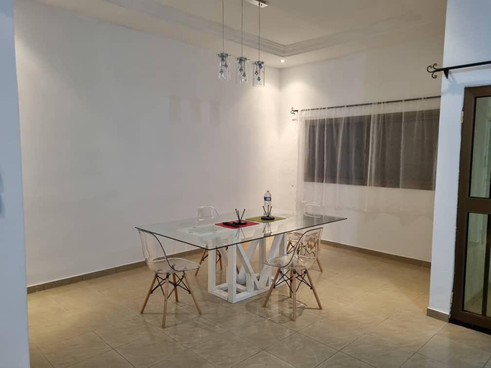 N° 5243 :
                            Appartement meublé à louer , Adidogome , Lome, Togo : 600 000 XOF/mois