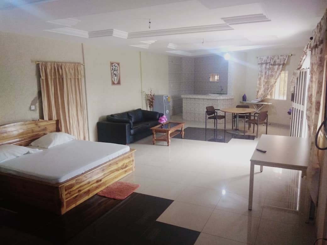 Studio meublé à louer , Lome, djidjole