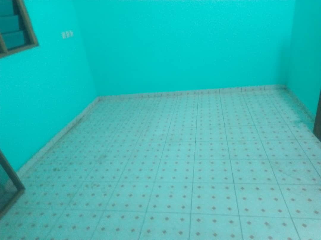 N° 4361 :
                            Villa à louer , Agoe, Lome, Togo : 80 000 XOF/mois