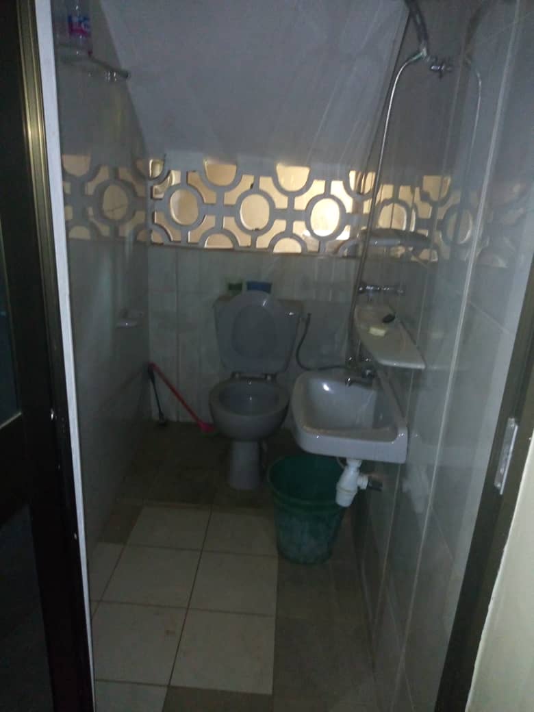 N° 4478 :
                            Villa meublée à louer , Wonyome, Lome, Togo : 350 000 XOF/mois