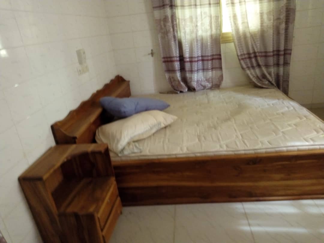 N° 4461 :
                            Appartement meublé à louer , Agoe, Lome, Togo : 350 000 XOF/mois